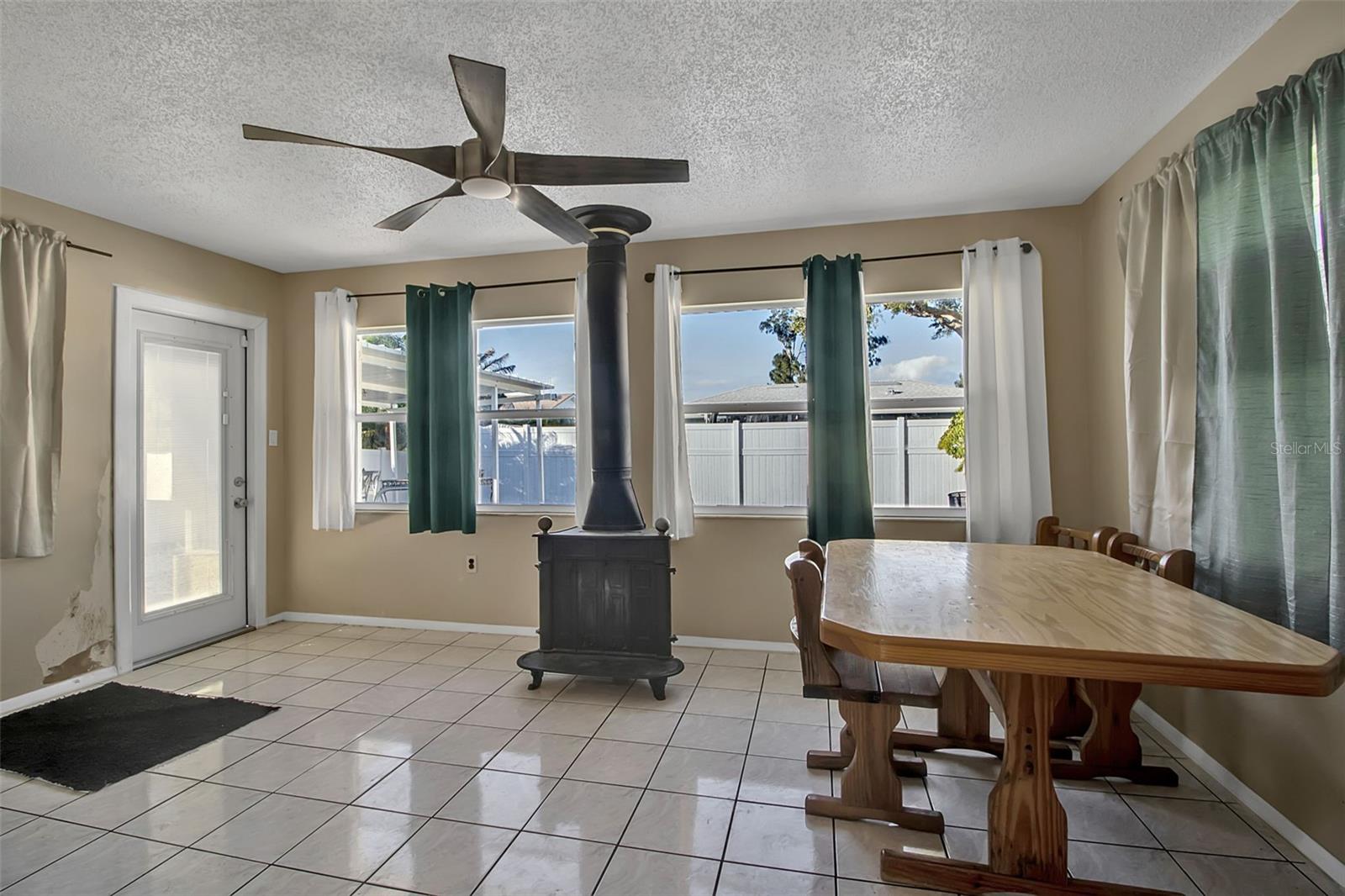 CUTRONA SUB - Residential