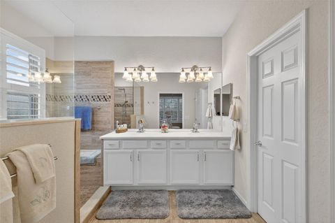 Tiny photo for 9611 SW 71st Loop, Ocala, FL 34481 (MLS # OM714417)