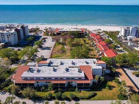 A home in LONGBOAT KEY