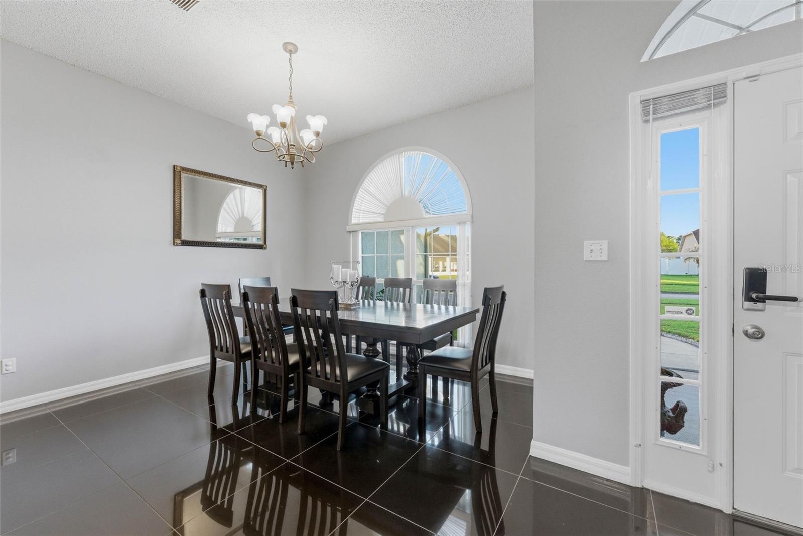 SOUTHCHASE - Residential