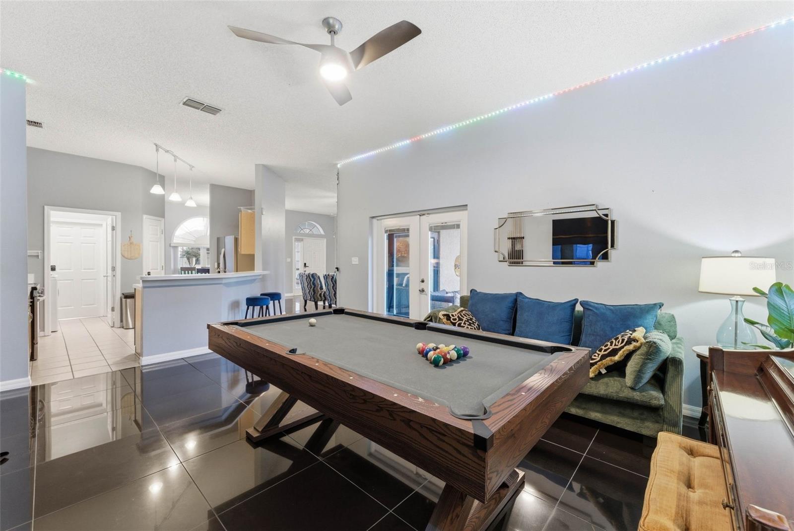 SOUTHCHASE - Residential