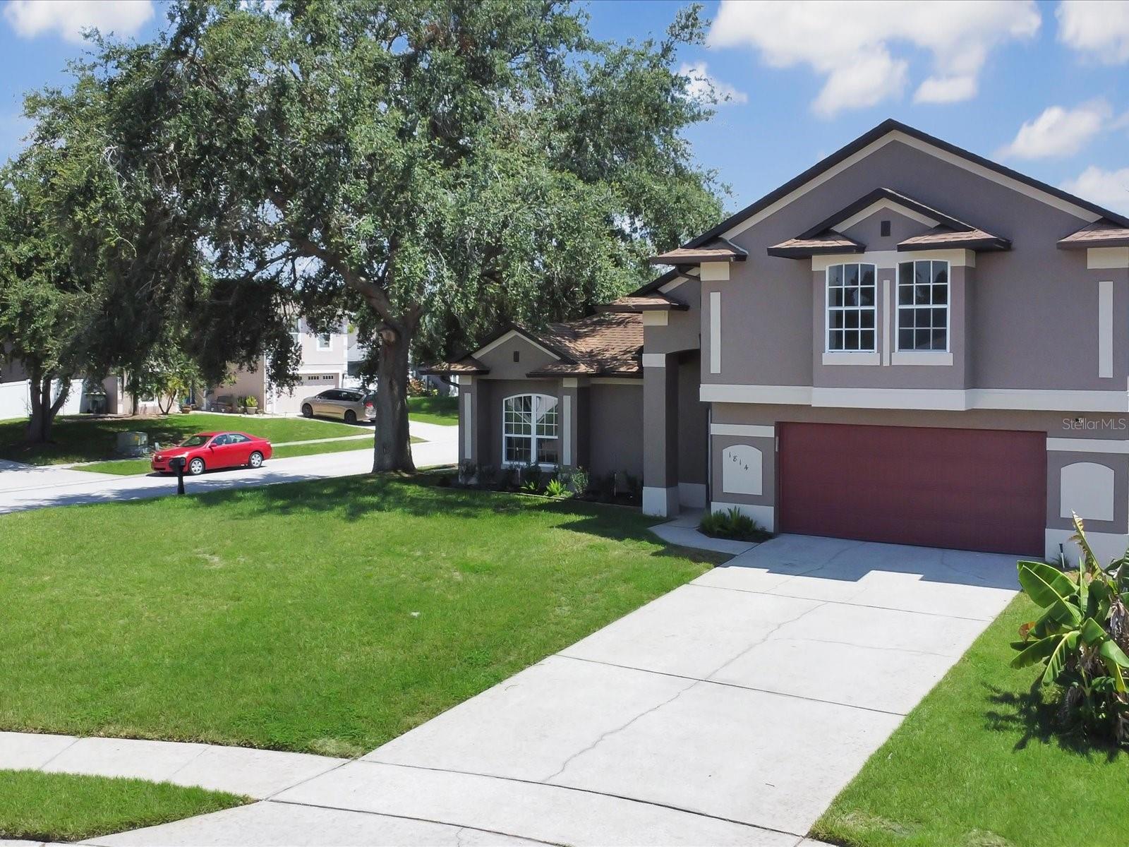 1814 FARRIS COURT