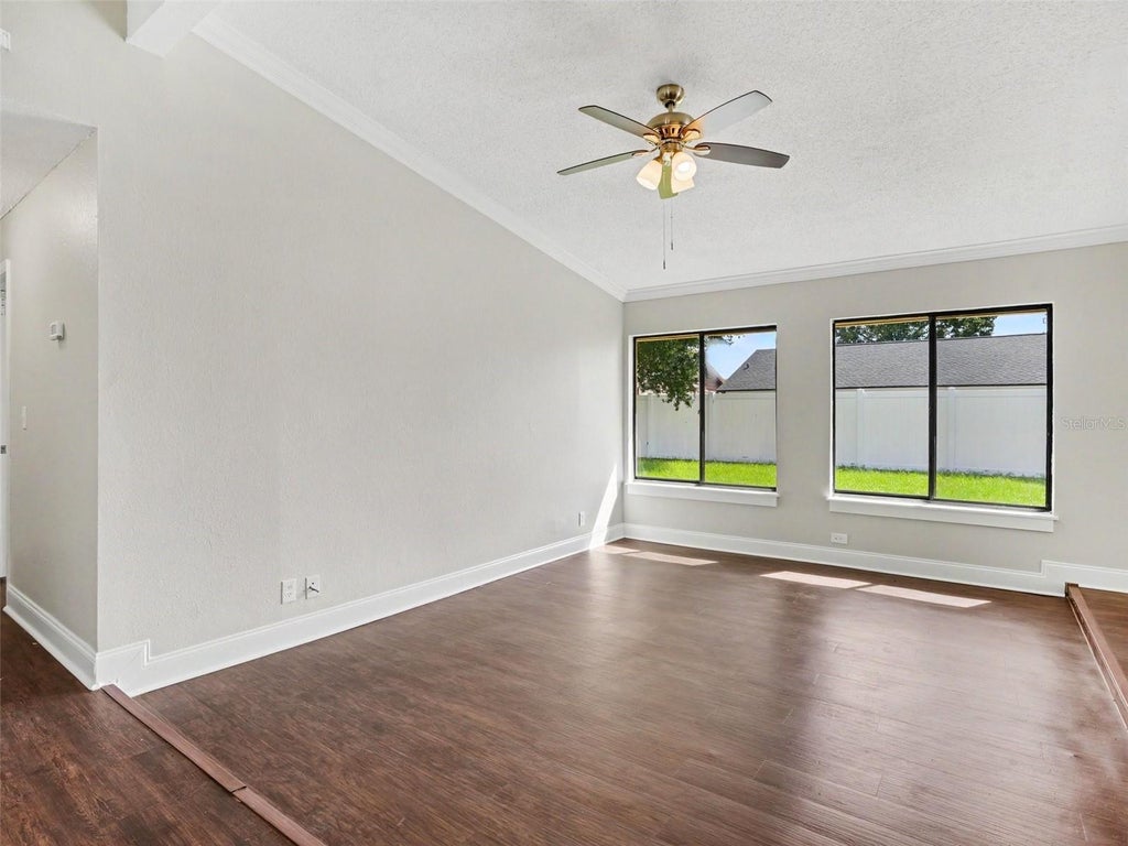 Photo of 815 E Flag Lane, Kissimmee, FL 34759 (MLS # O6441071)