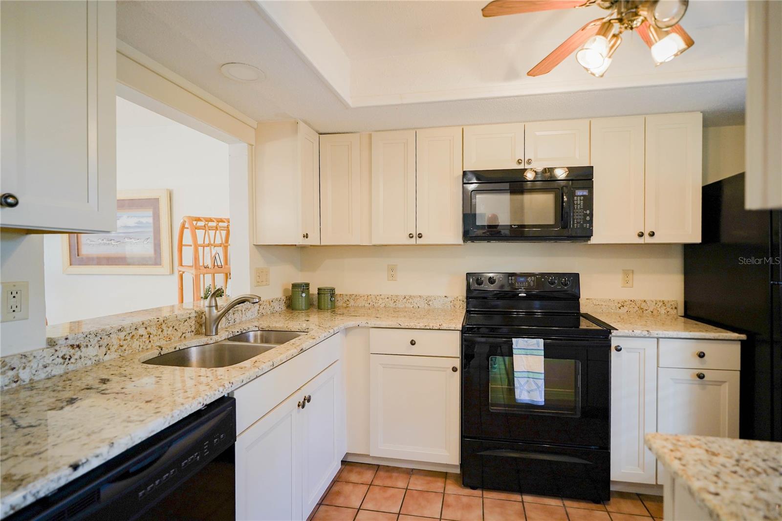 MISSION LAKES - Residential