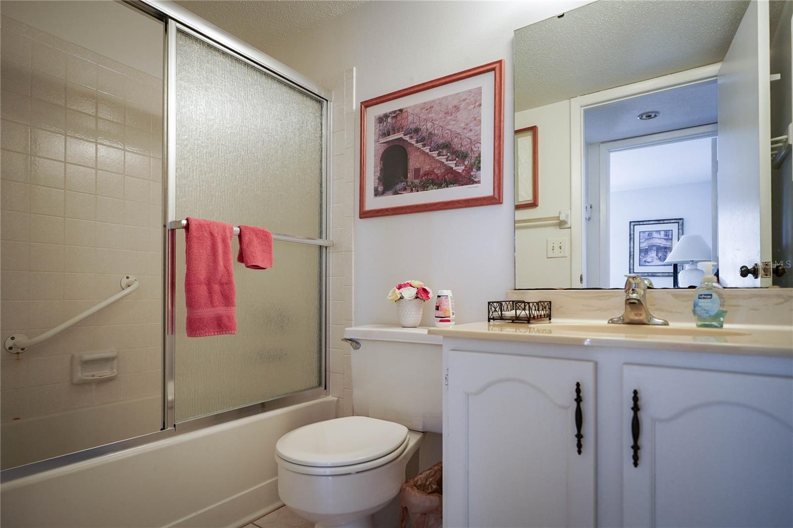 MISSION LAKES - Residential