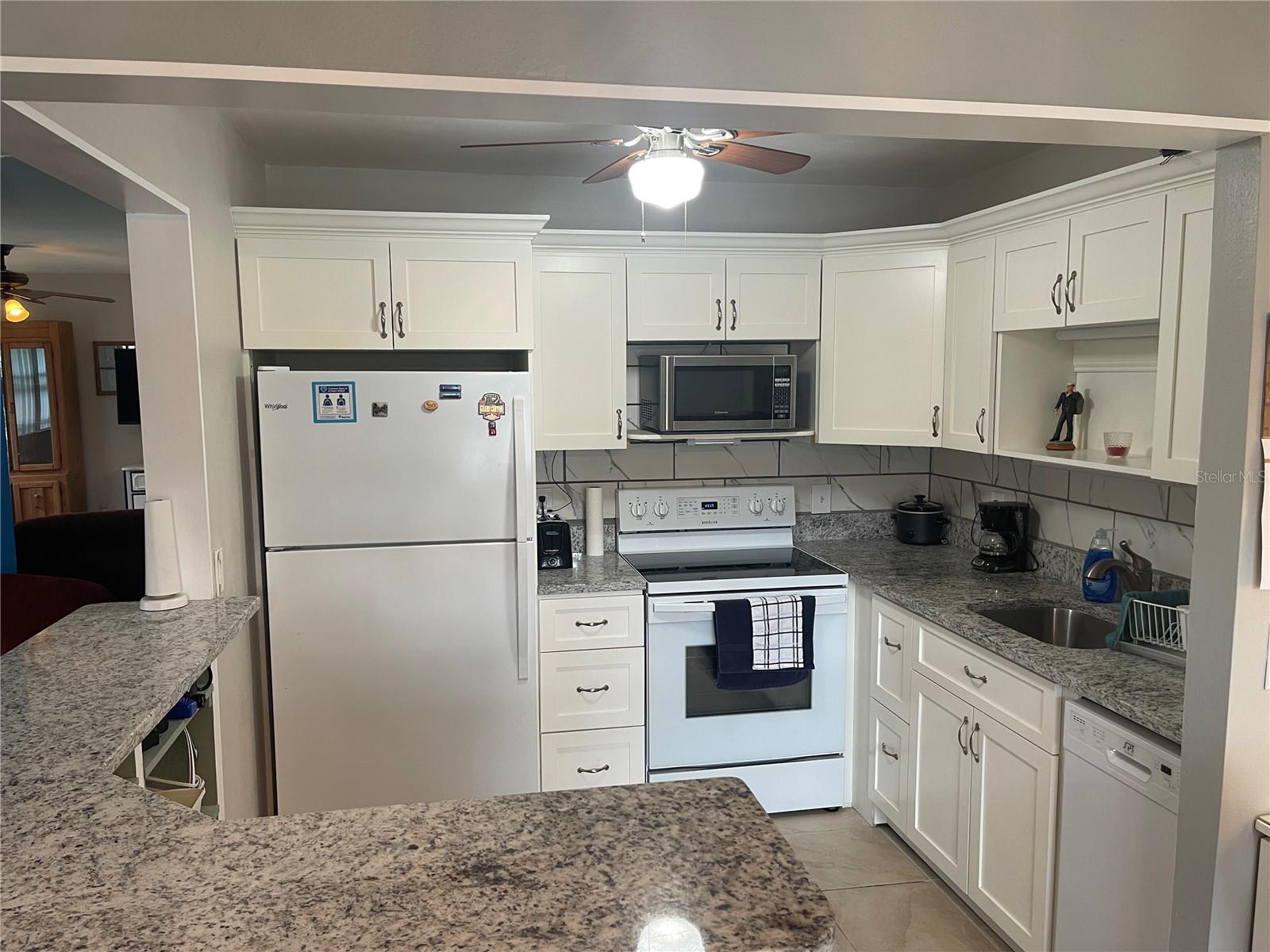 CAMBRIDGE I CONDO - Residential Lease