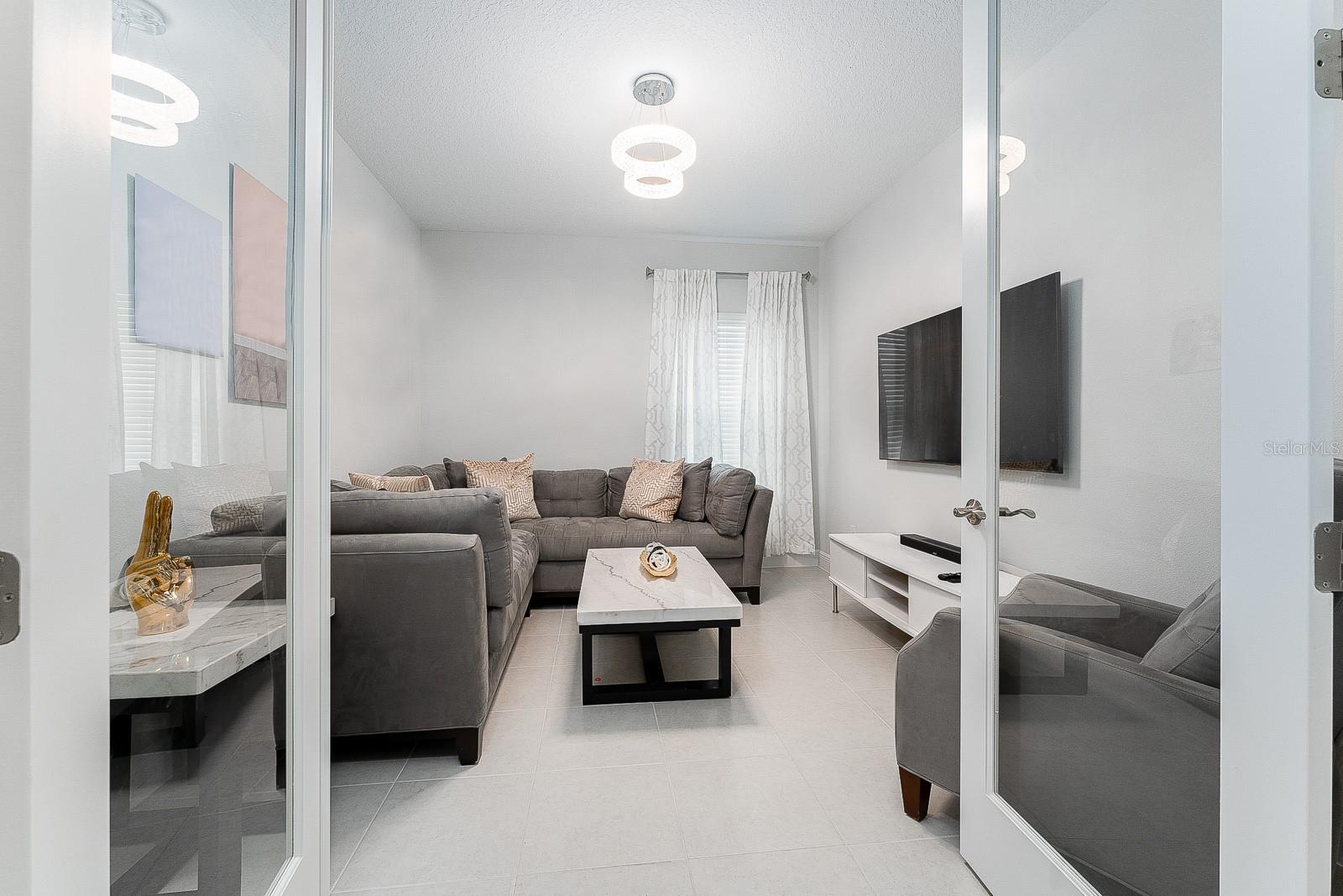 WATERSET WOLF CRK PH D2 - Residential Lease