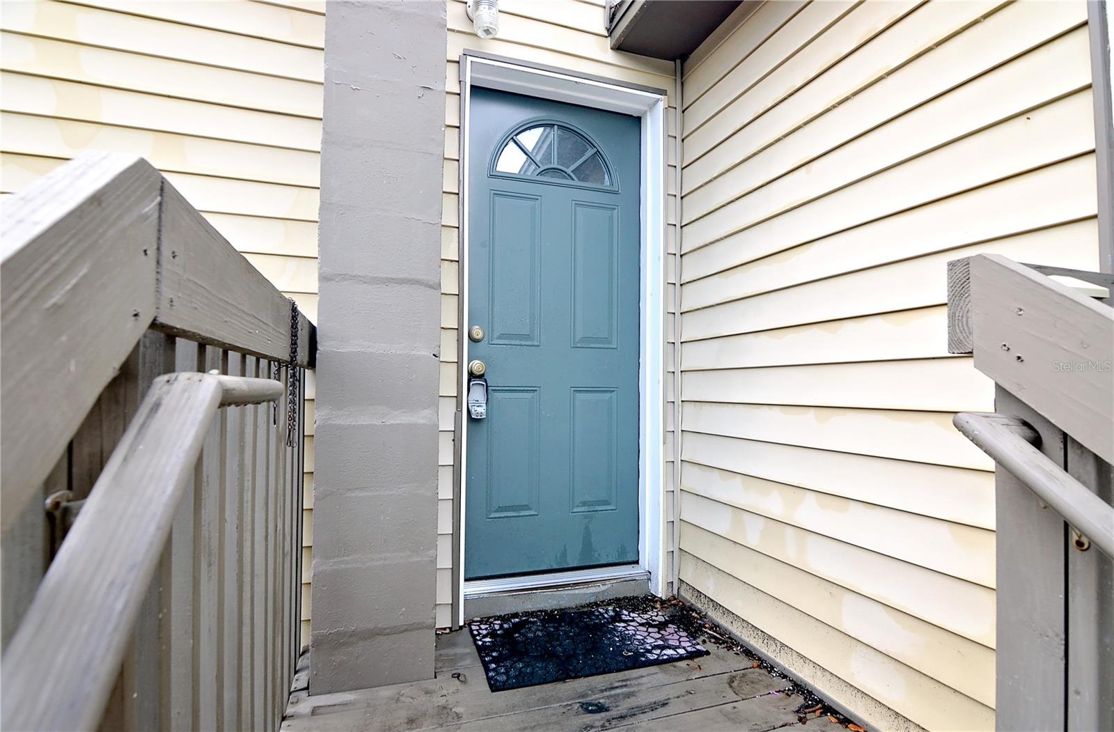 PLAZA PARK ADD CLEARWATER IMPROV CO CORR - Residential Lease