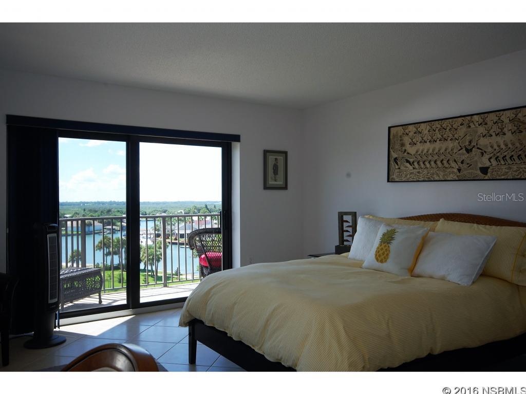 Diamond Head Point Condo - Residential