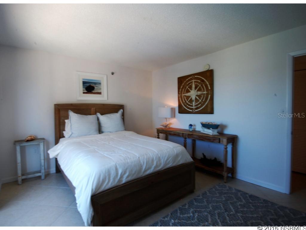 Diamond Head Point Condo - Residential