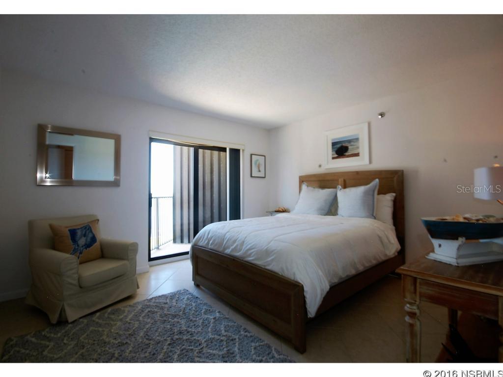 Diamond Head Point Condo - Residential