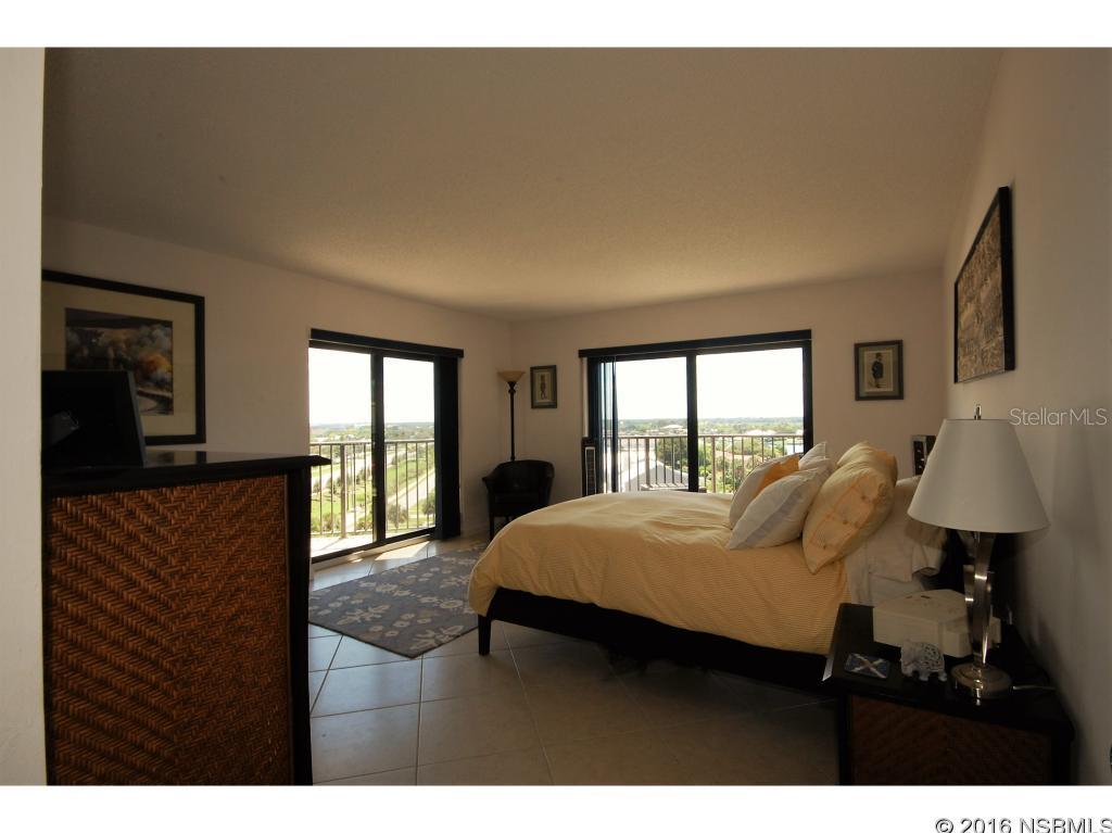 Diamond Head Point Condo - Residential