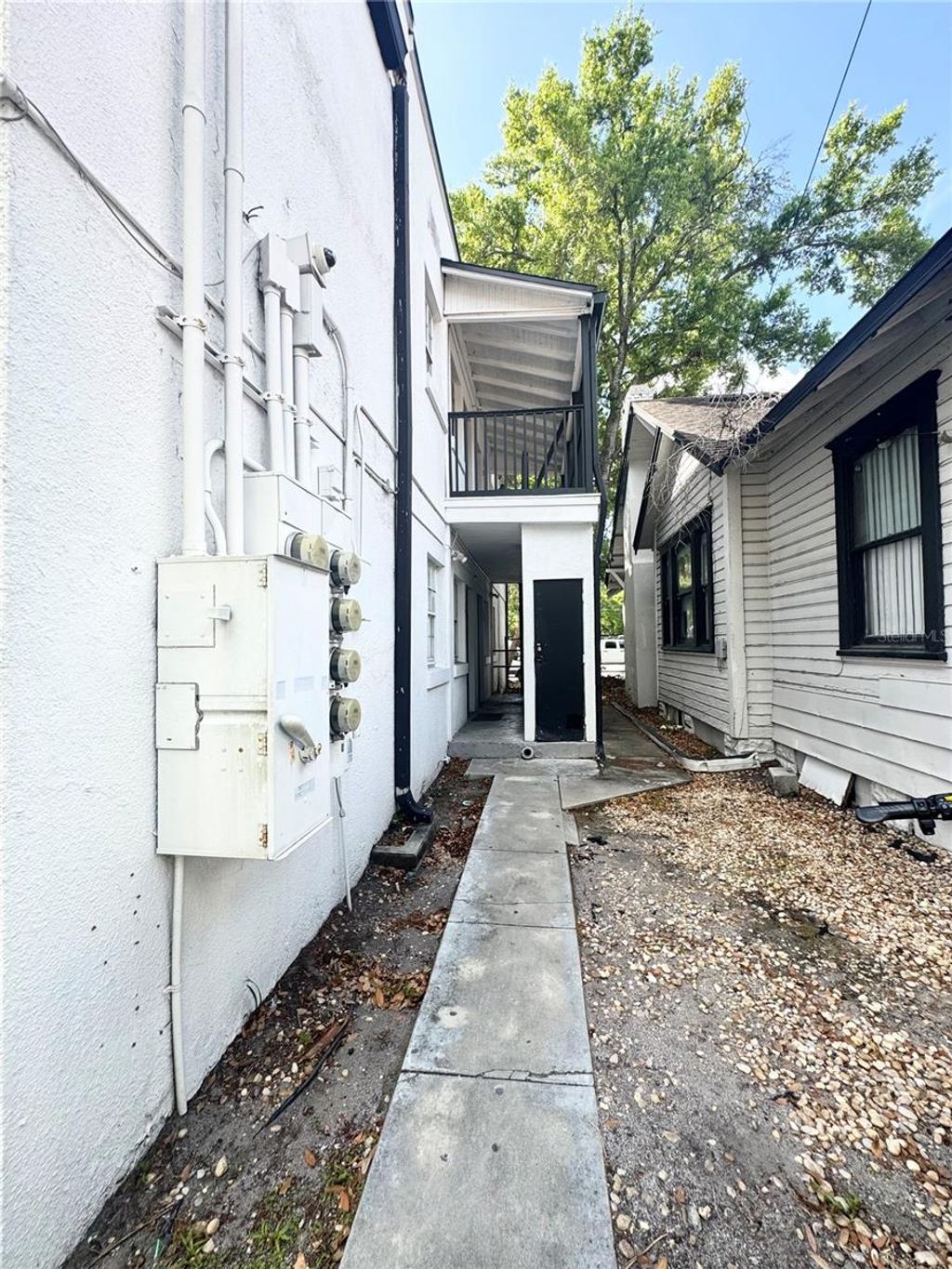 Photo of 704 Cordova Drive #6, Orlando, FL 32804 (MLS # O6398024)