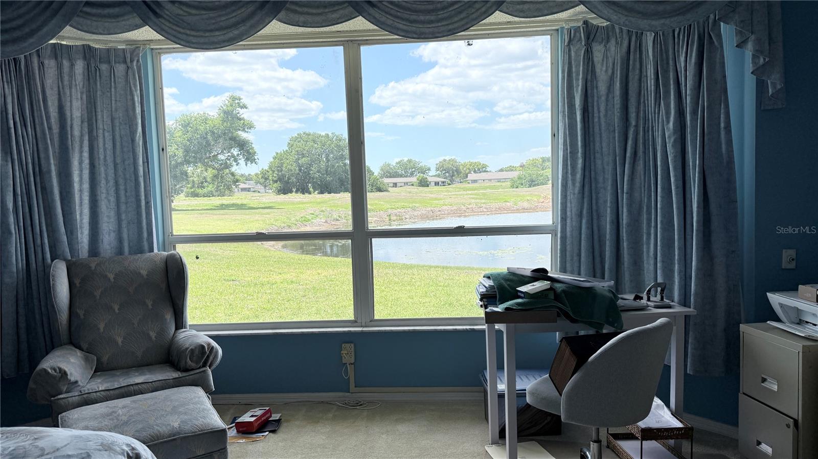 MANCHESTER 1 CONDO PH - Residential