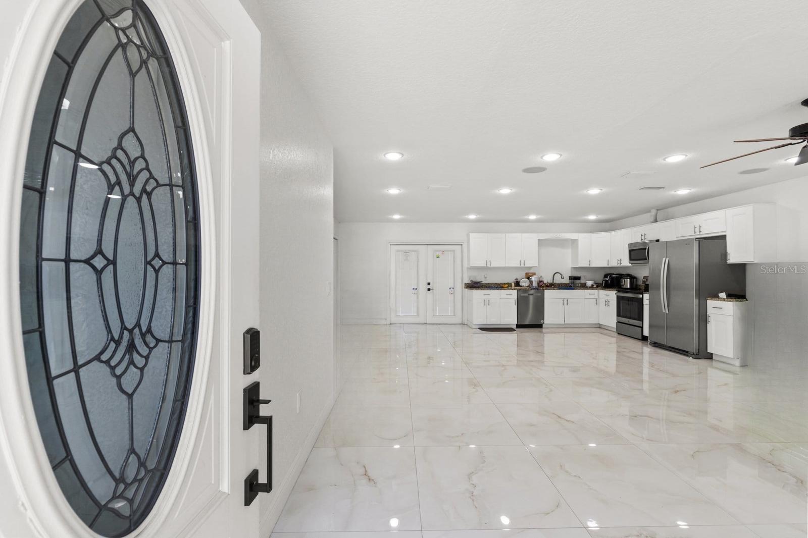 1214 WINDSOR CIRCLE
