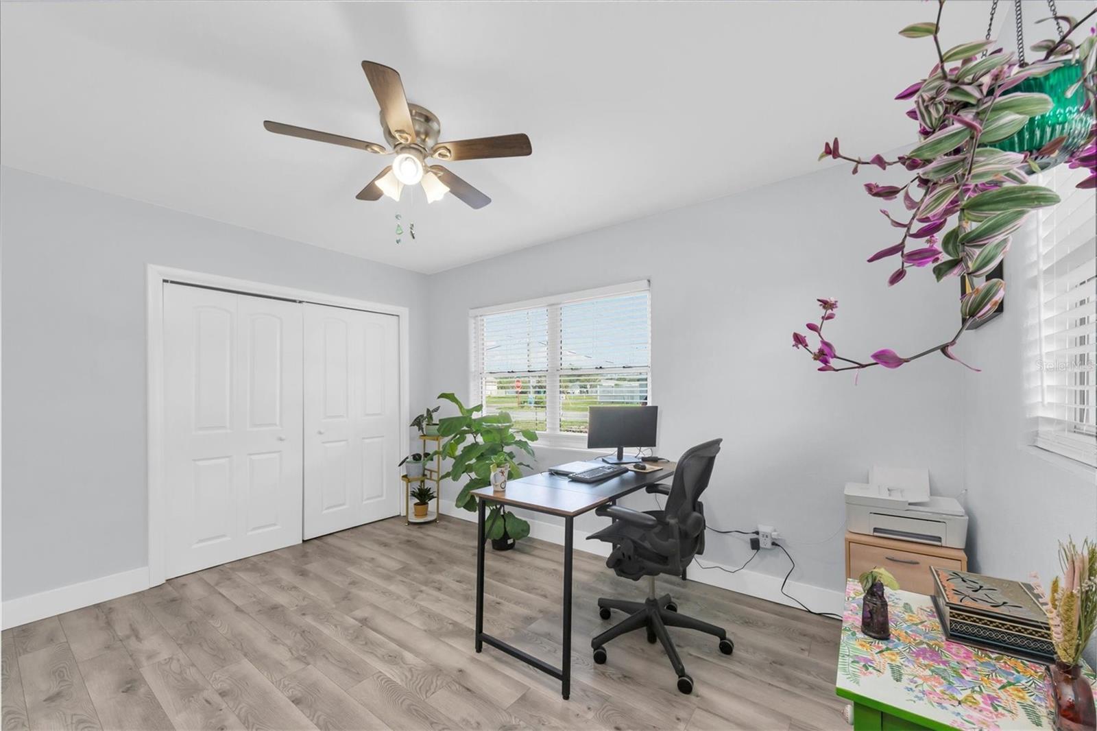 SUNNY PARK GROVES - Residential