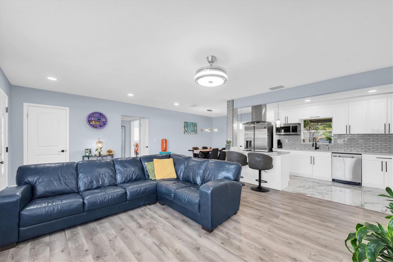 SUNNY PARK GROVES - Residential