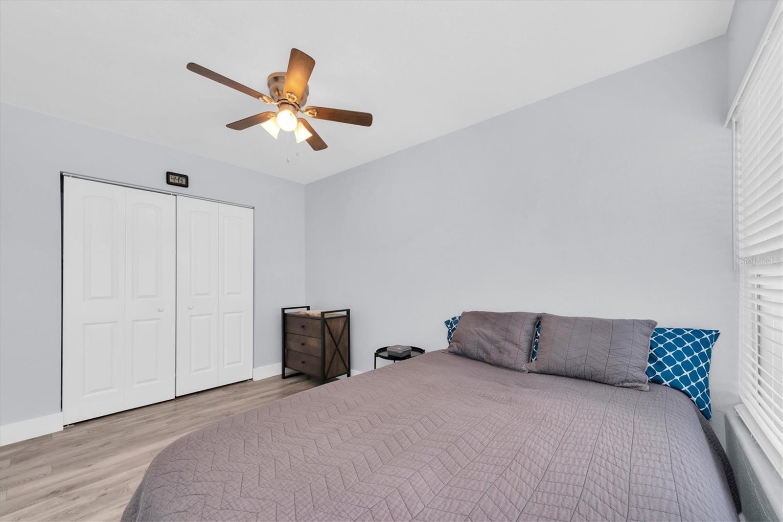 SUNNY PARK GROVES - Residential