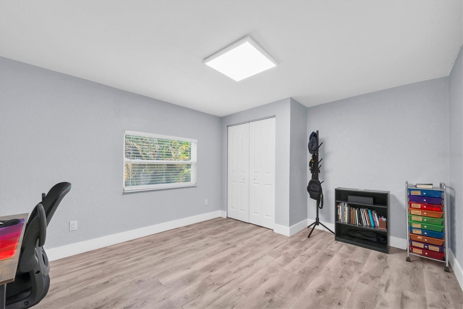 SUNNY PARK GROVES - Residential