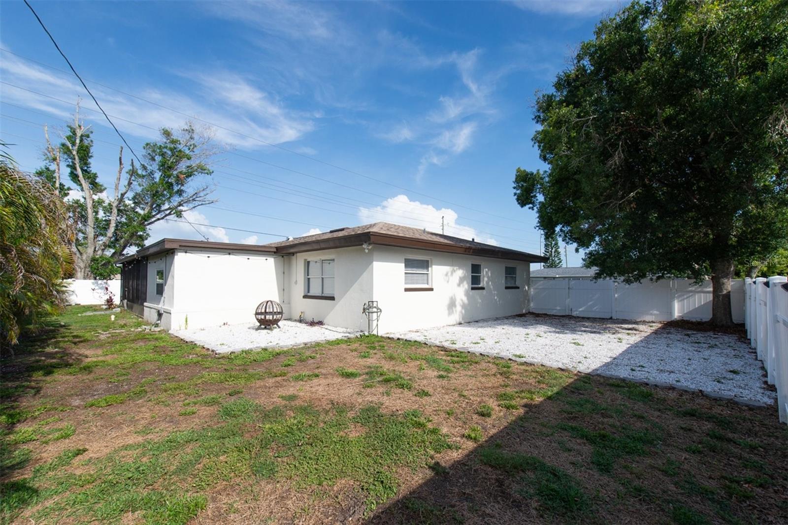 SUNNY PARK GROVES - Residential