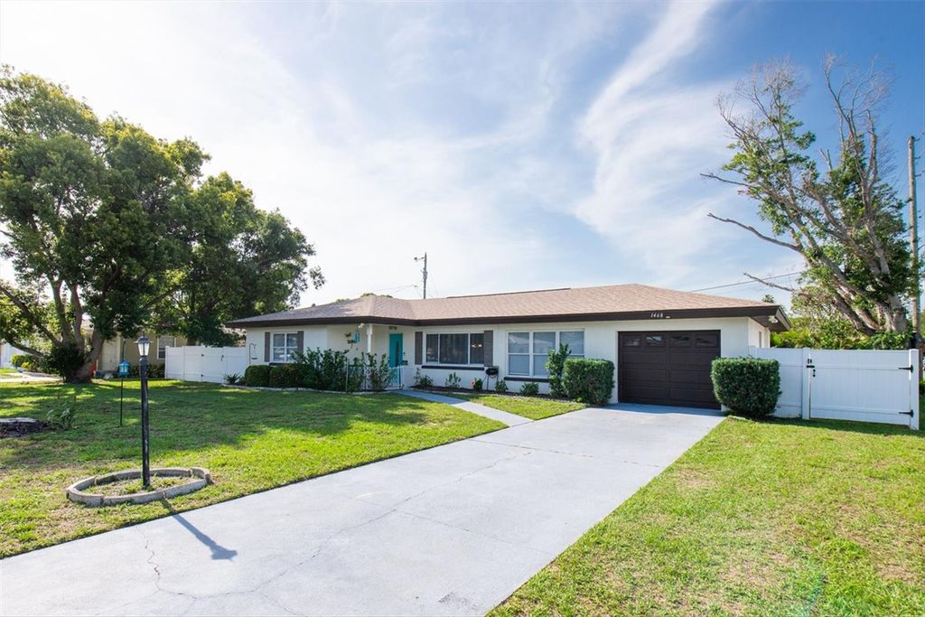Photo of 1468 Lemon Street, Clearwater, FL 33756 (MLS # TB8512616)