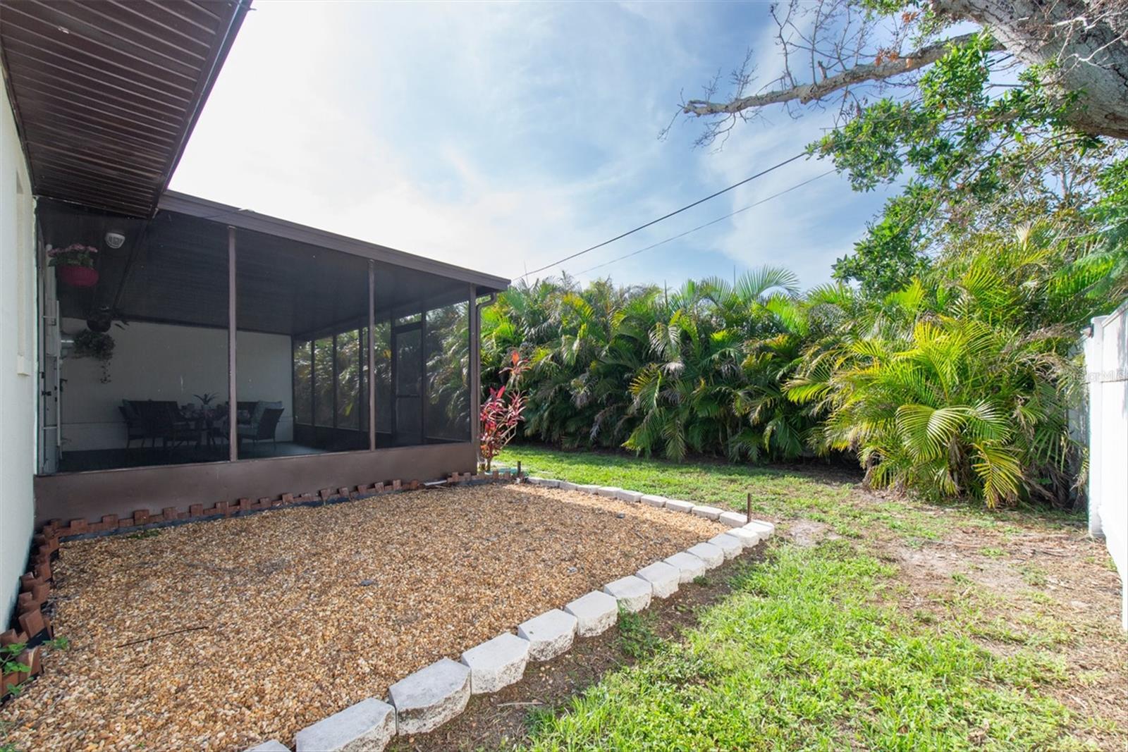 SUNNY PARK GROVES - Residential
