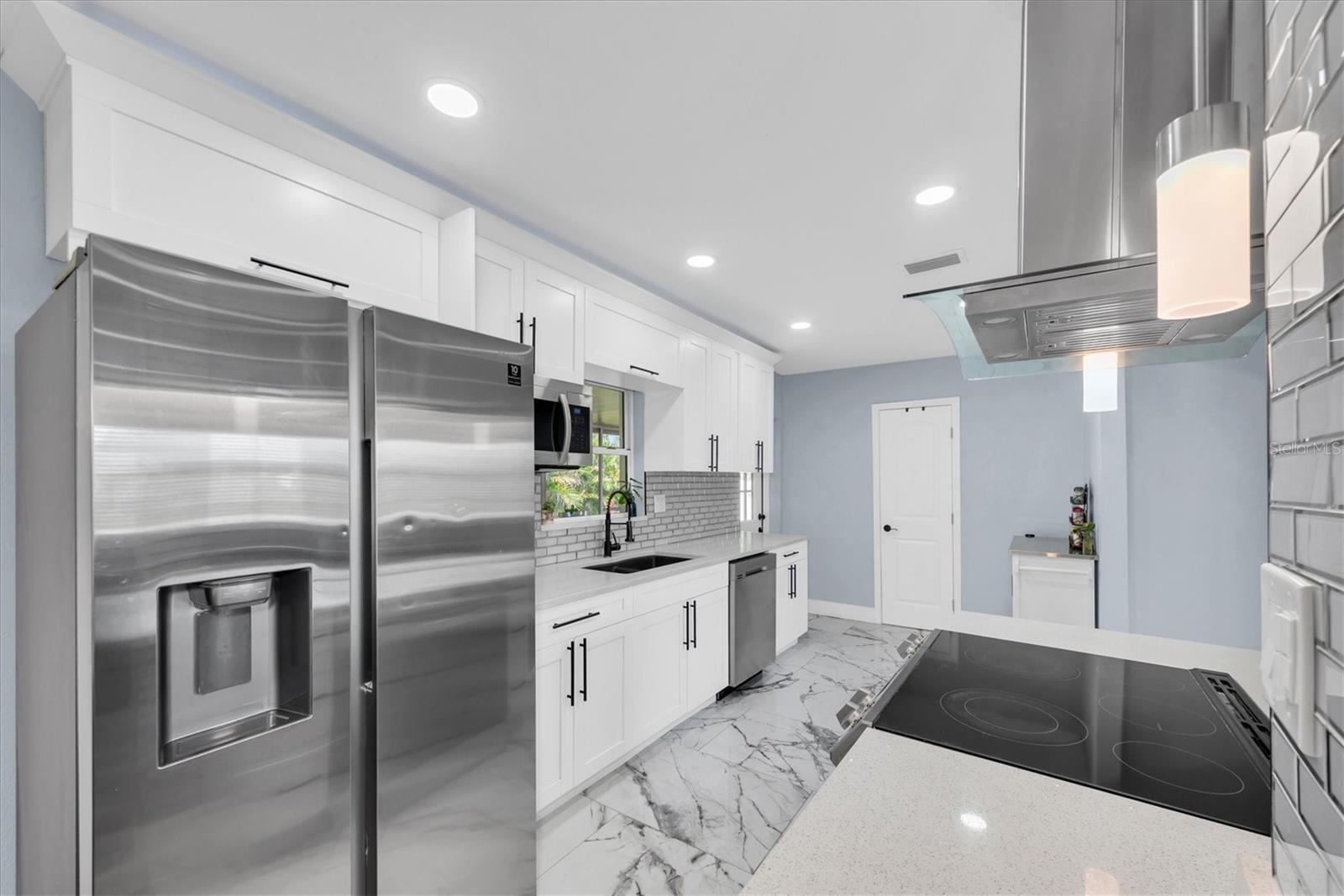 SUNNY PARK GROVES - Residential
