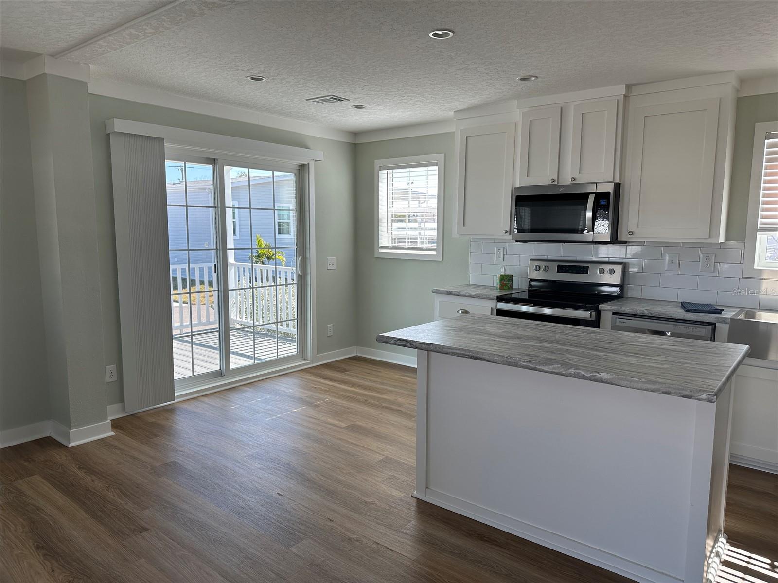 HARBOR COVE - Residential