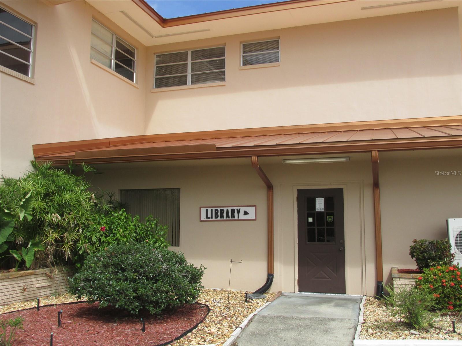 INDIAN LAKE ESTATES - Land