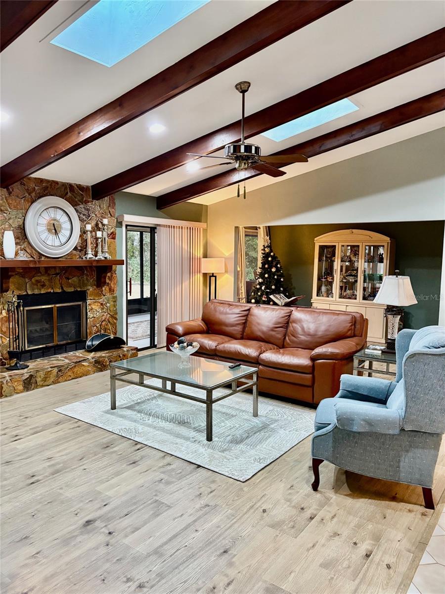 RAINBOW SPGS COUNTRY CLUB ESTATE - Residential