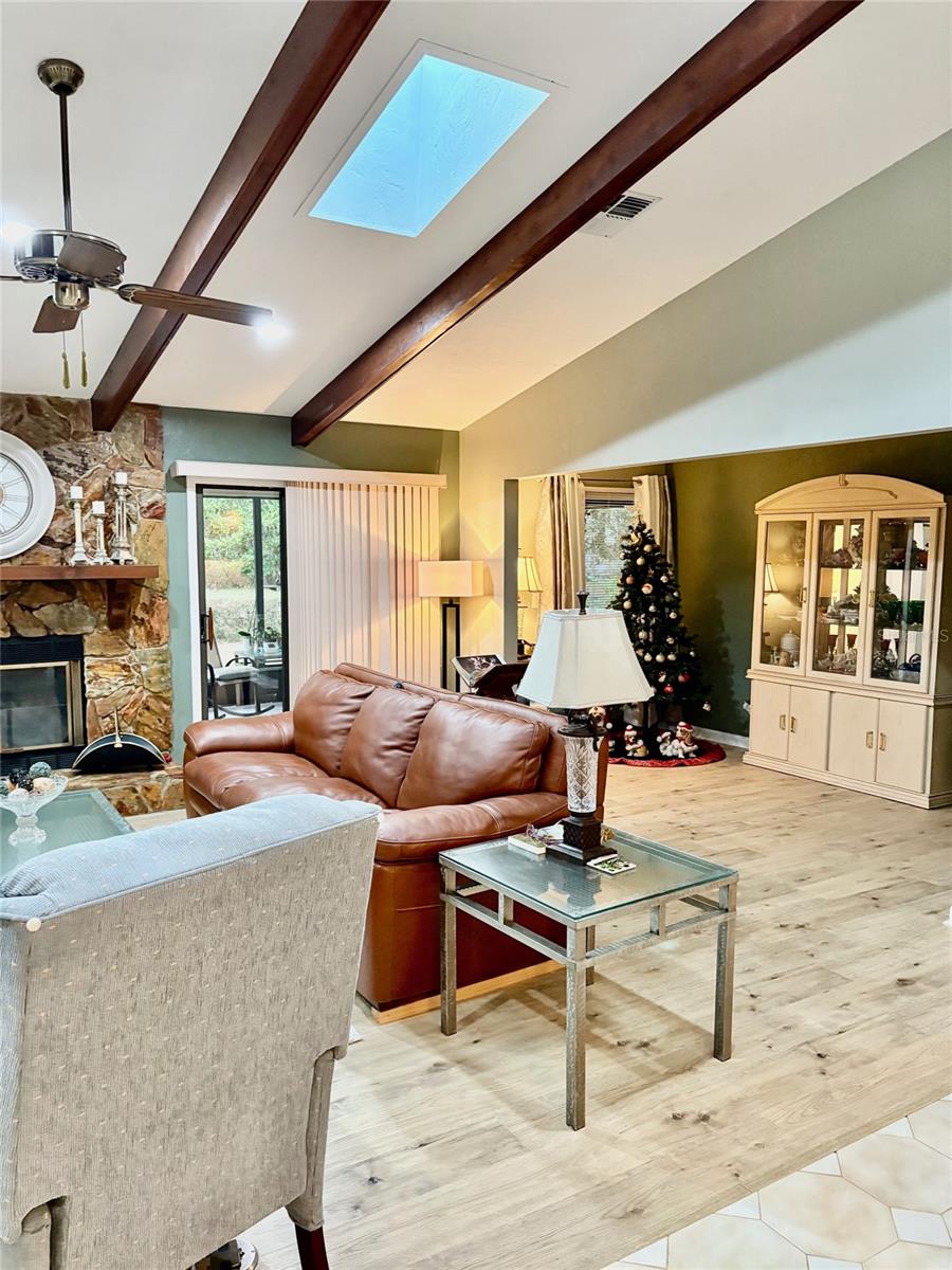 RAINBOW SPGS COUNTRY CLUB ESTATE - Residential