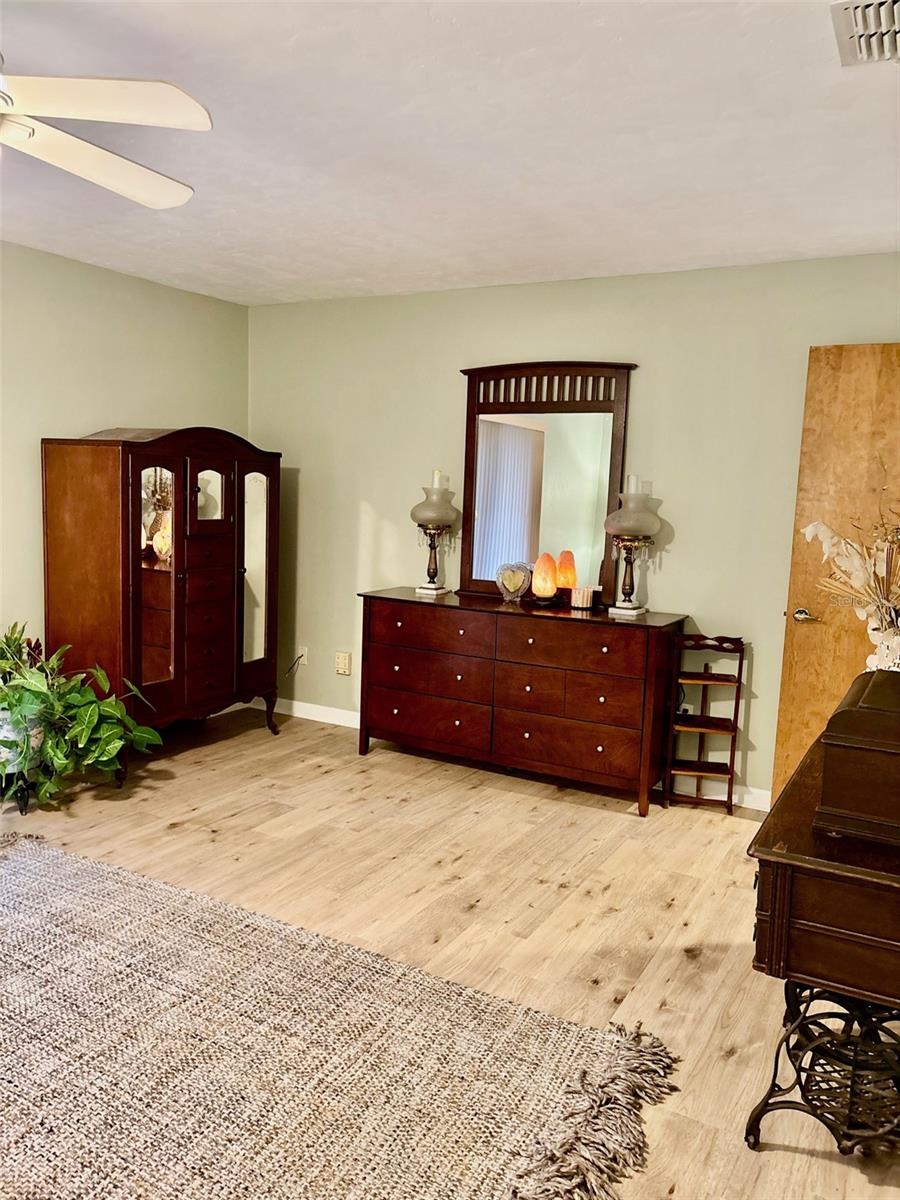 RAINBOW SPGS COUNTRY CLUB ESTATE - Residential