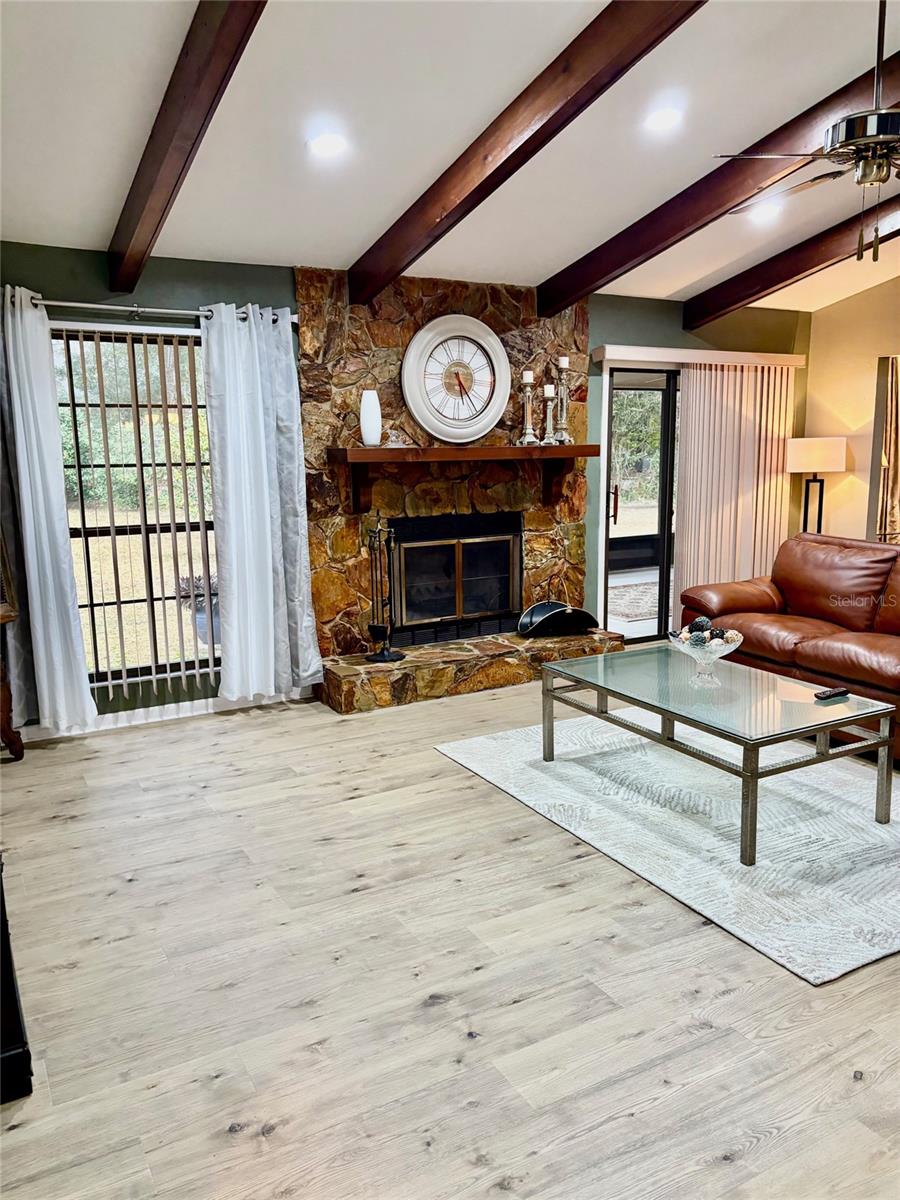 RAINBOW SPGS COUNTRY CLUB ESTATE - Residential