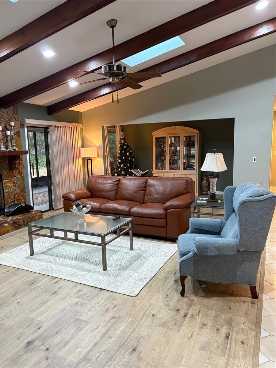 RAINBOW SPGS COUNTRY CLUB ESTATE - Residential