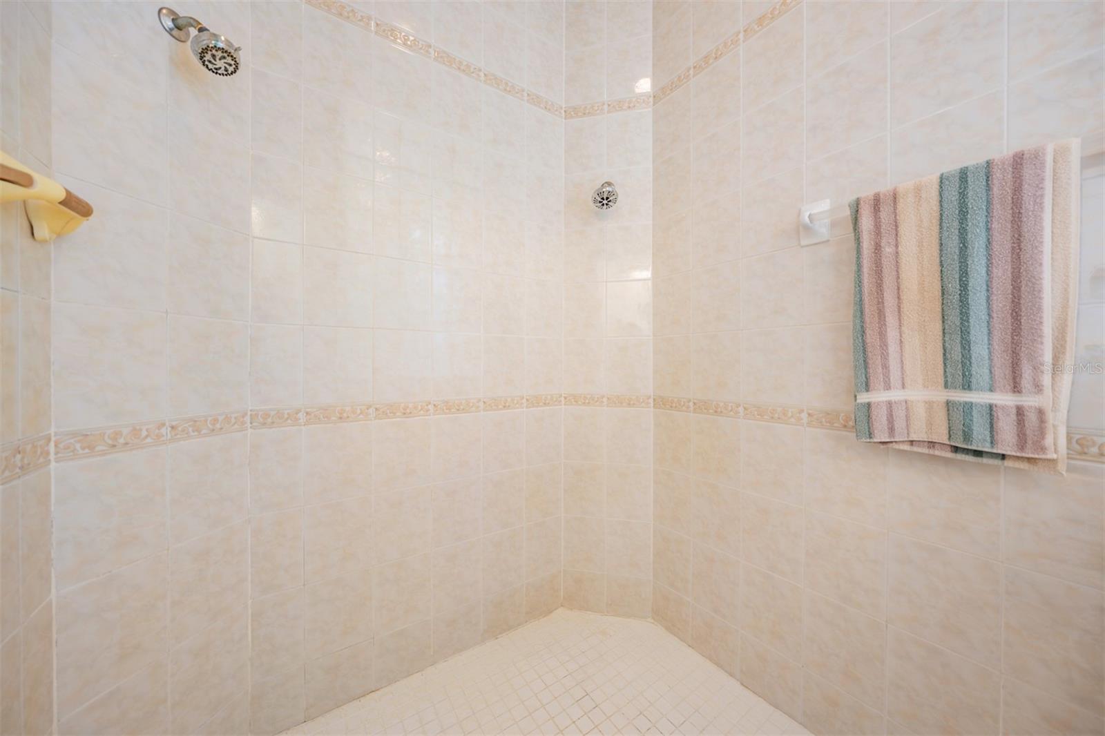 KEYSTONE PARK COLONY LAND CO - Residential