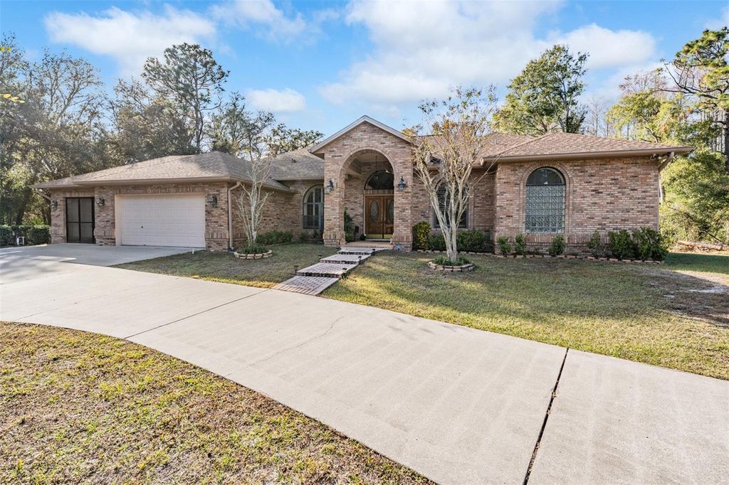 Photo of 1925 Schaer Way, Odessa, FL 33556 (MLS # TB8456584)