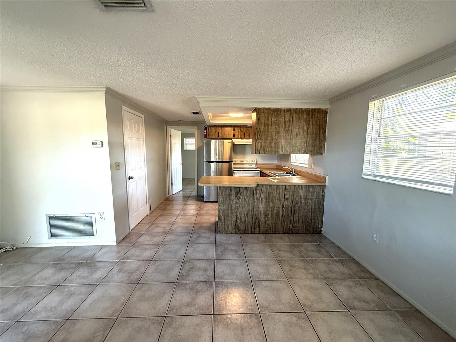 NOKOMIS - Residential Lease