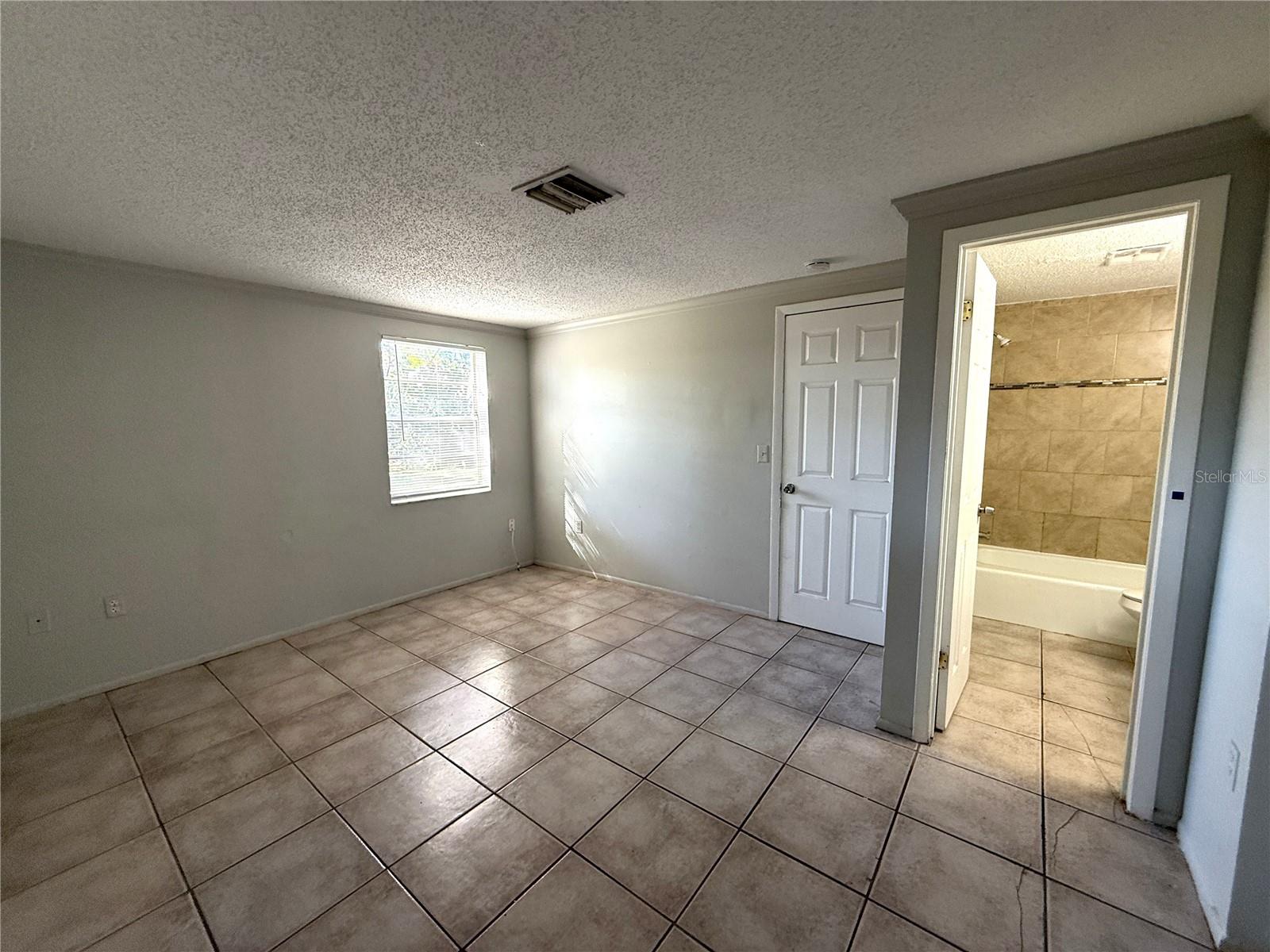 NOKOMIS - Residential Lease