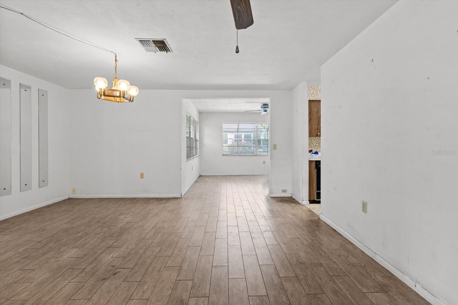 64 SJ KELLNER BOULEVARD