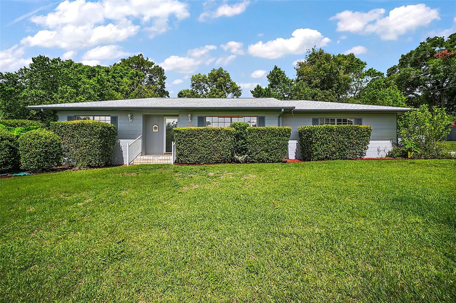 902 LAKEVIEW DRIVE