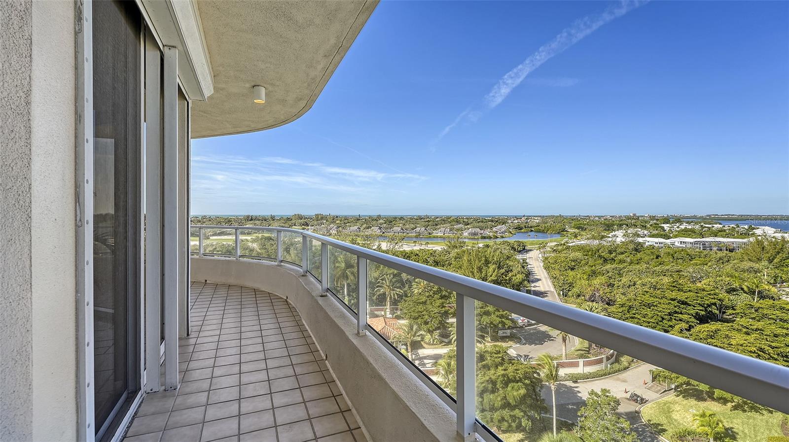 GRAND BAY 1 - Residential Lease