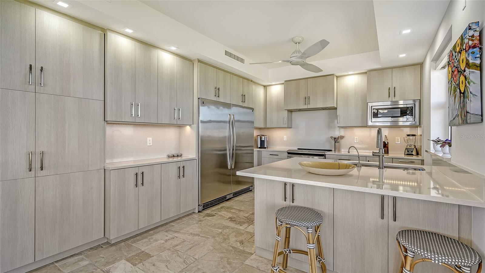 GRAND BAY 1 - Residential Lease