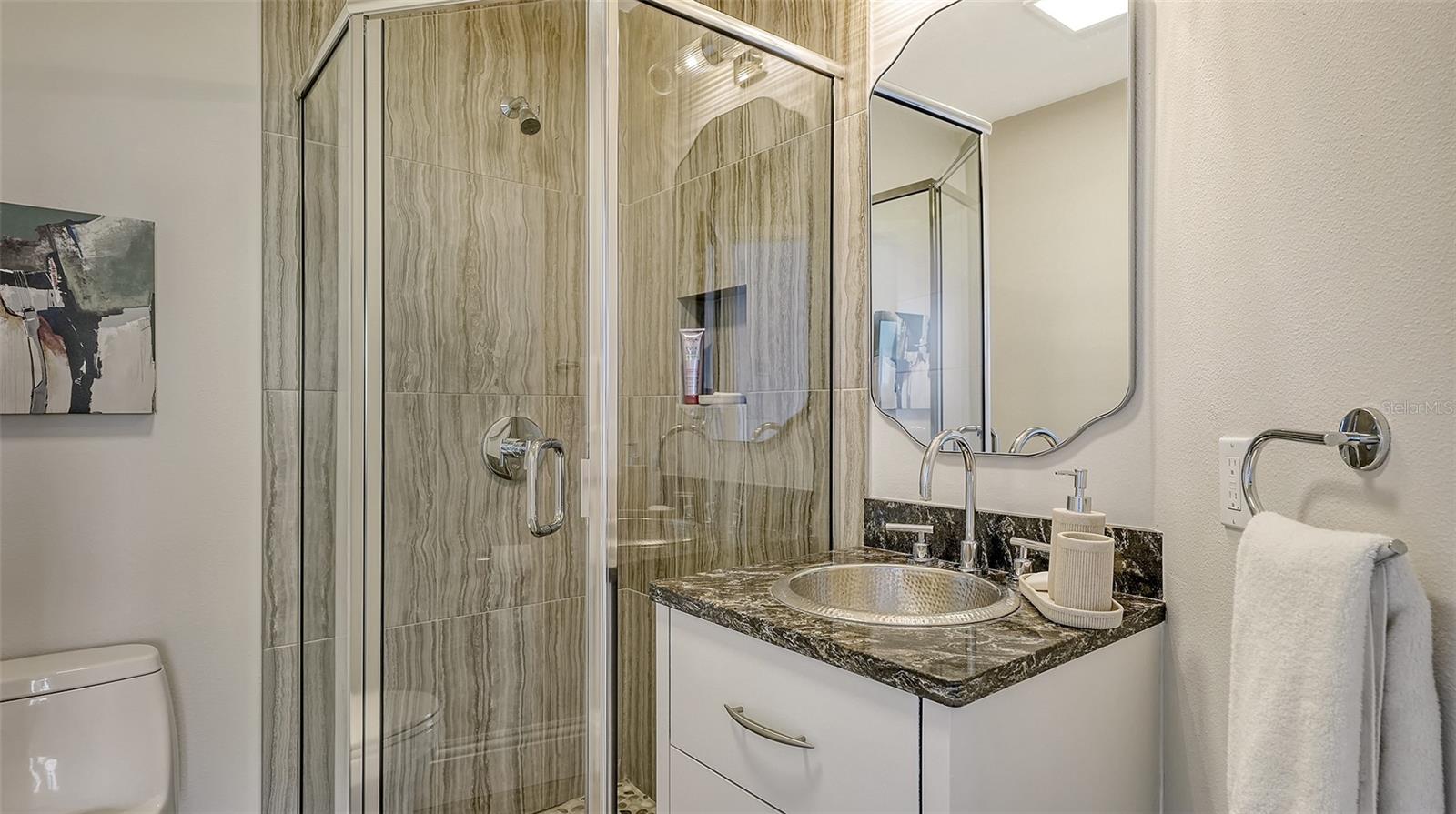 GRAND BAY 1 - Residential Lease