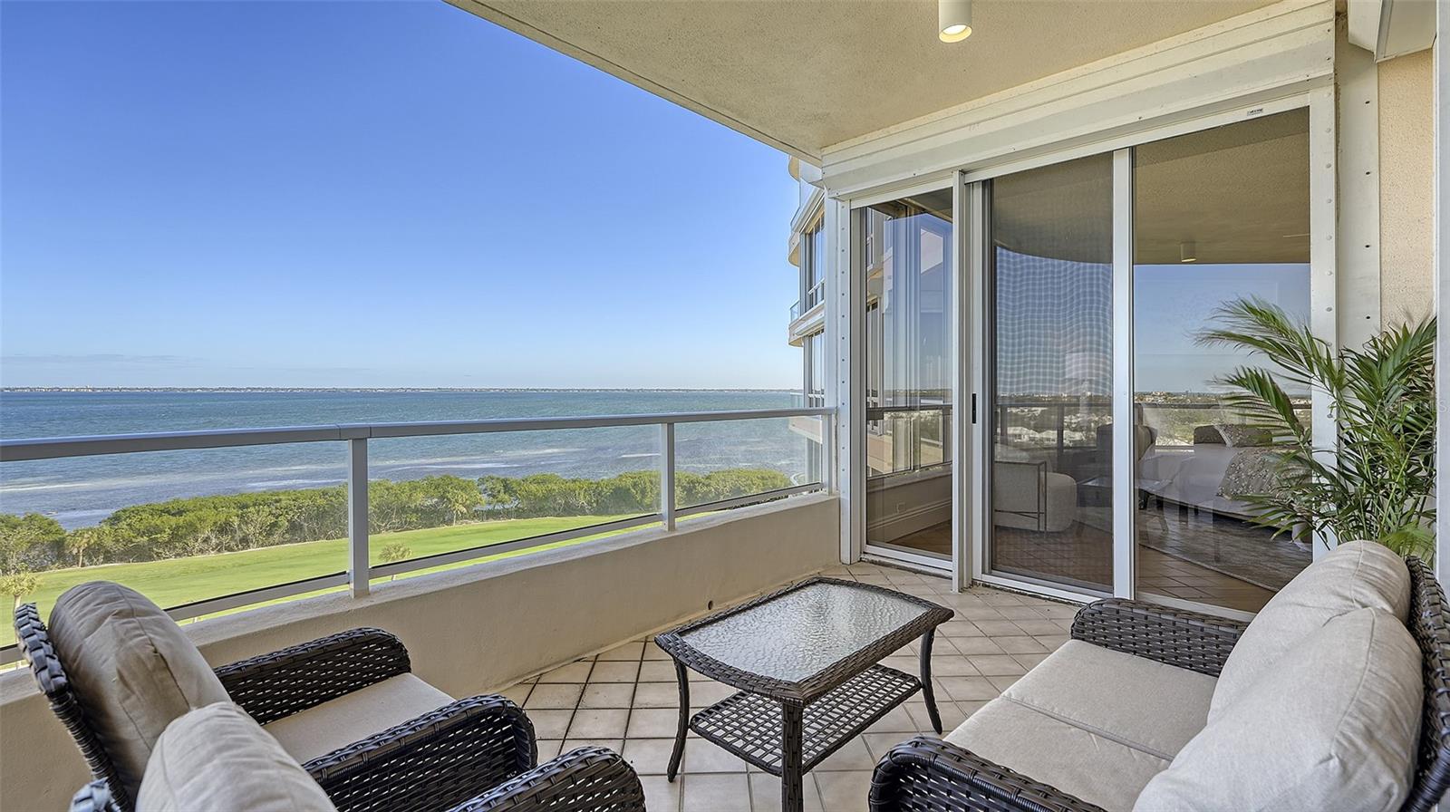 GRAND BAY 1 - Residential Lease