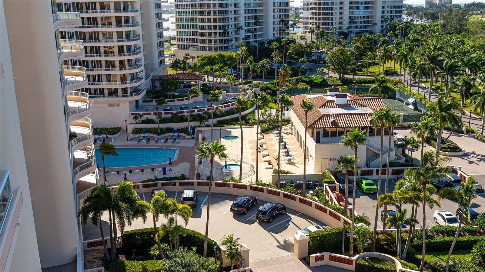 GRAND BAY 1 - Residential Lease