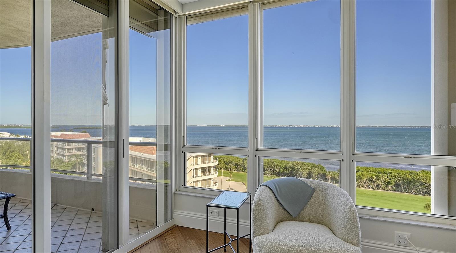 GRAND BAY 1 - Residential Lease