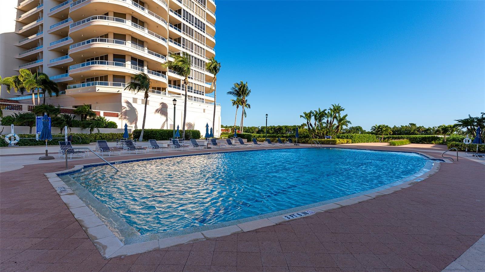 GRAND BAY 1 - Residential Lease