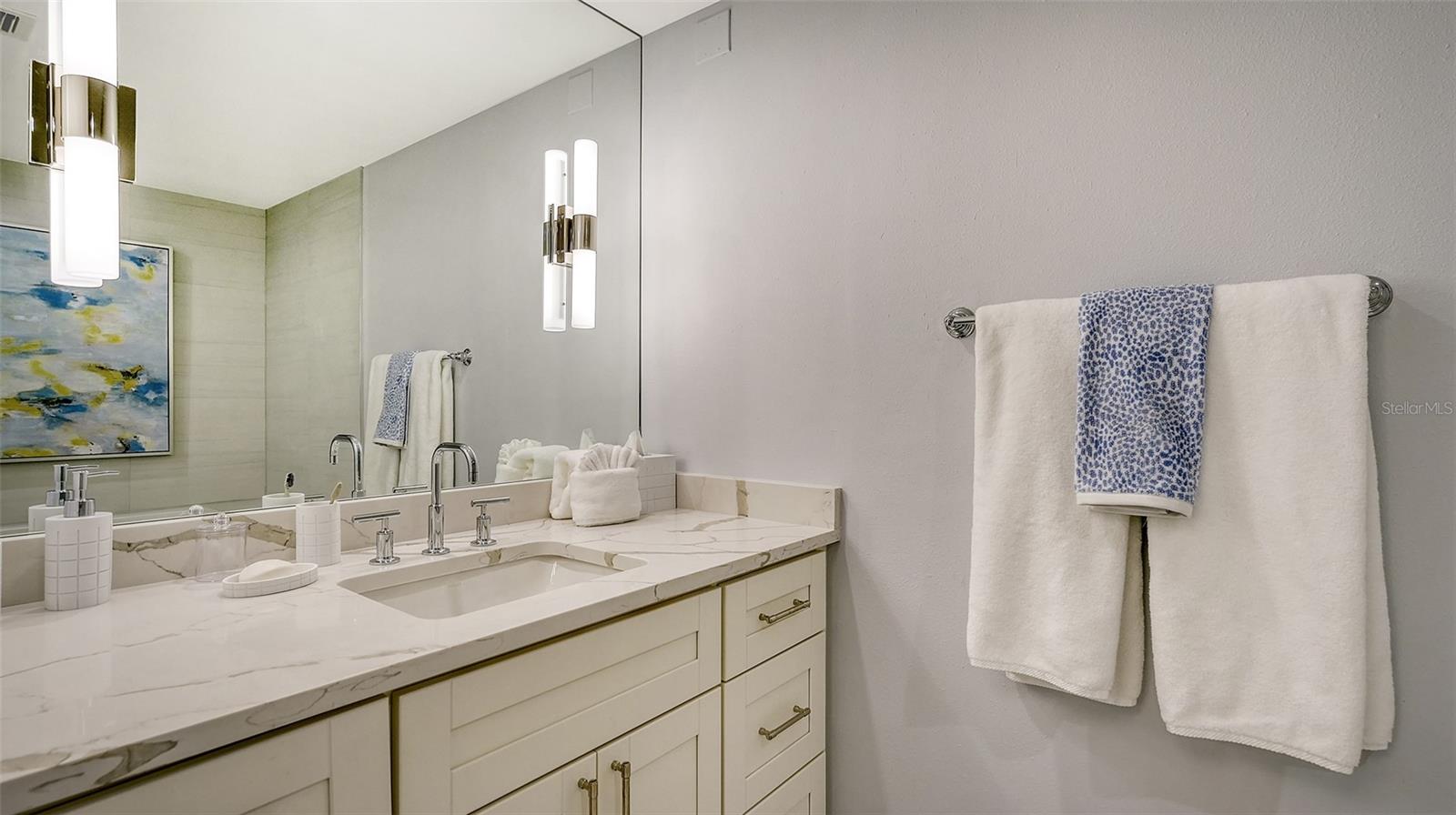 GRAND BAY 1 - Residential Lease