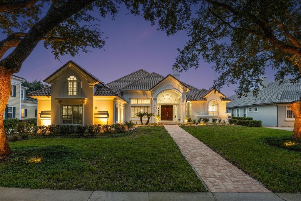 Photo of 10951 Emerald Chase Drive, Orlando, FL 32836 (MLS # O6447350)