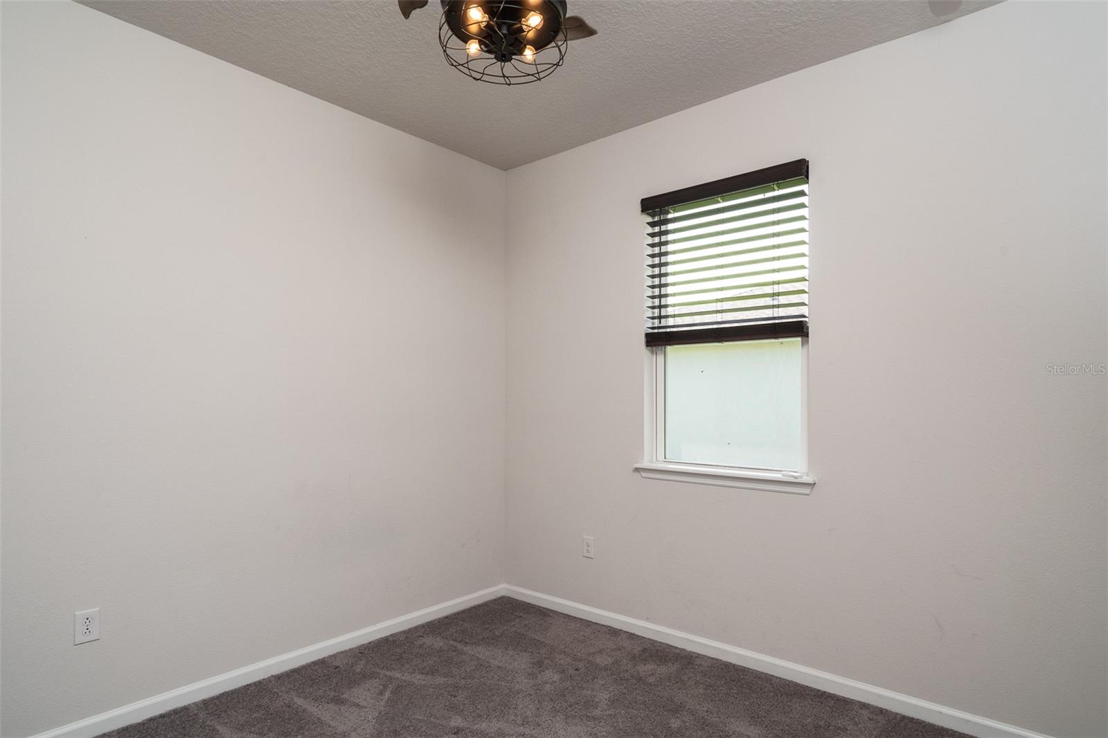 SEASONS/PK HILL - Residential Lease